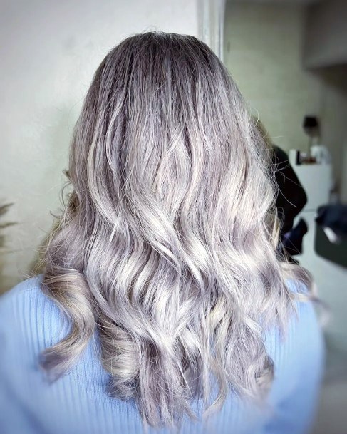 Pretty Grey Ombre Hairstyless Women