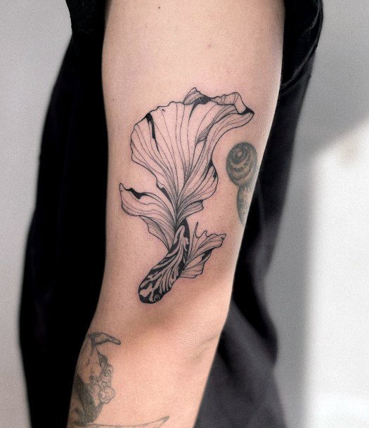 Pretty Marble Tattoos Women