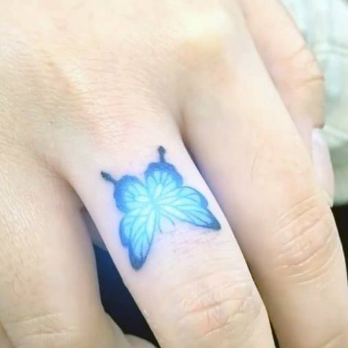 Pretty Neon Tattoos Women