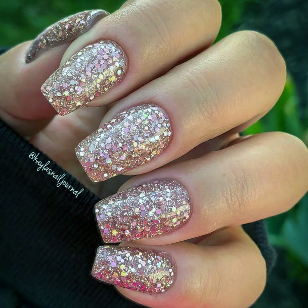 Pretty Rose Gold Nails Women