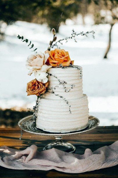 Pretty Roses Rustic Wedding Cake