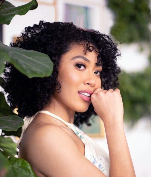 Pretty Short Curly Hairstyles For Black Women