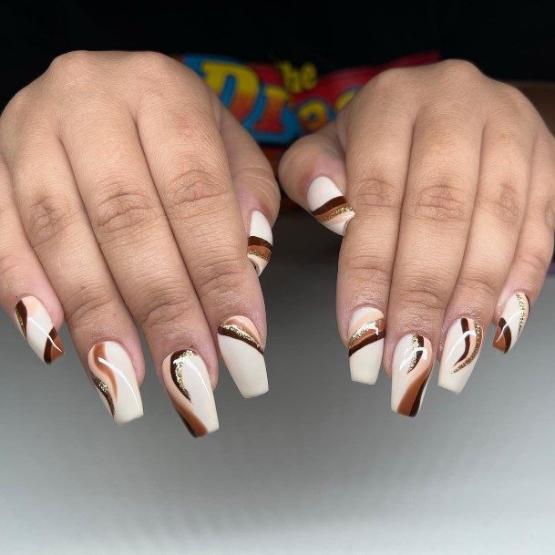 Pretty Thanksgiving Nails Women