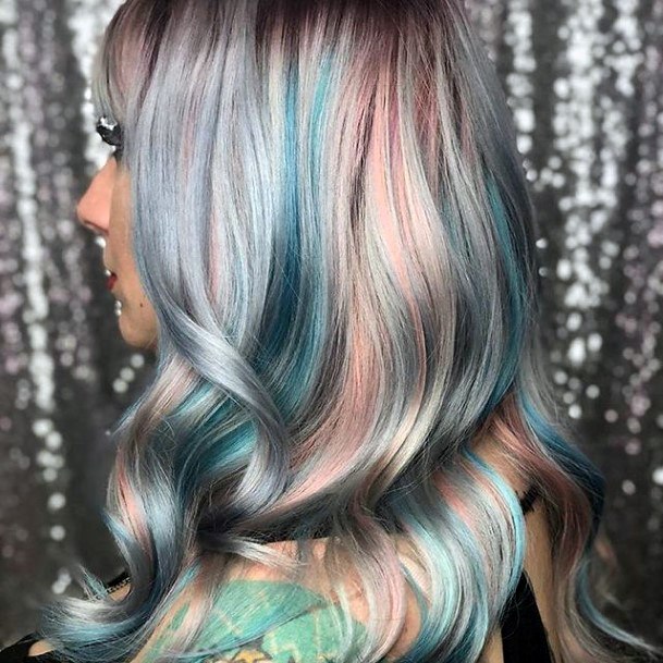 Pretty Turquoise Ombre Hairstyless Women