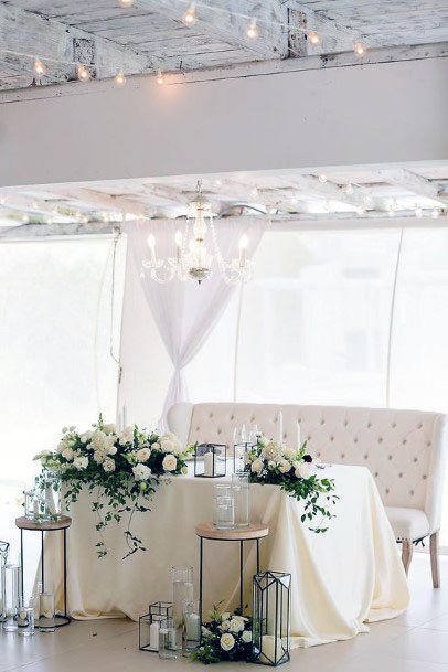 Pretty White Elegant Wedding Decor Couch