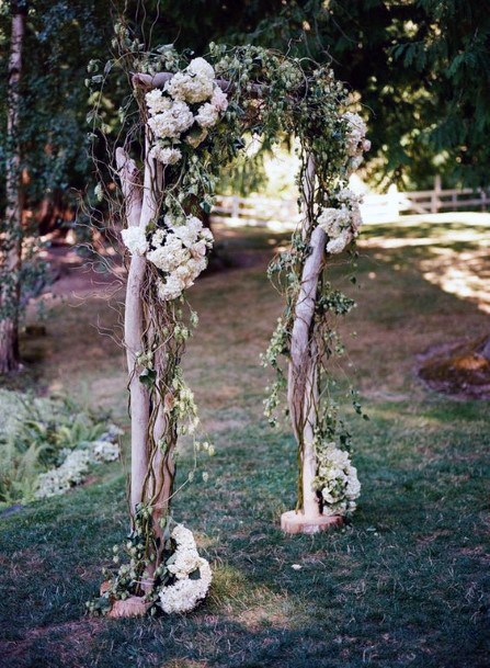 Pretty White Flower Bouquets Wooden Arbor Ideas For Wedding