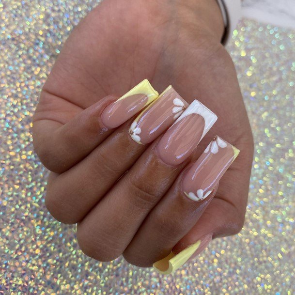 Pretty White With Flowers Nails Women