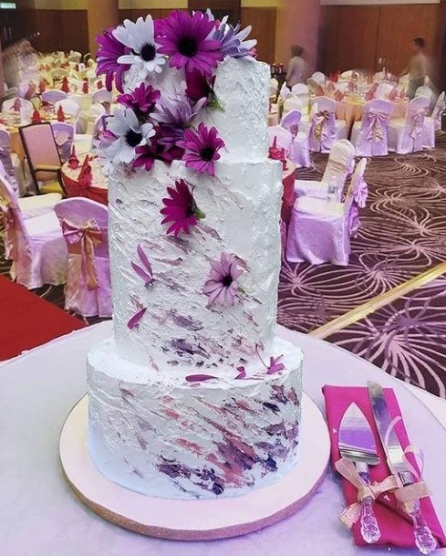 Purple And White Wedding Cake Floral