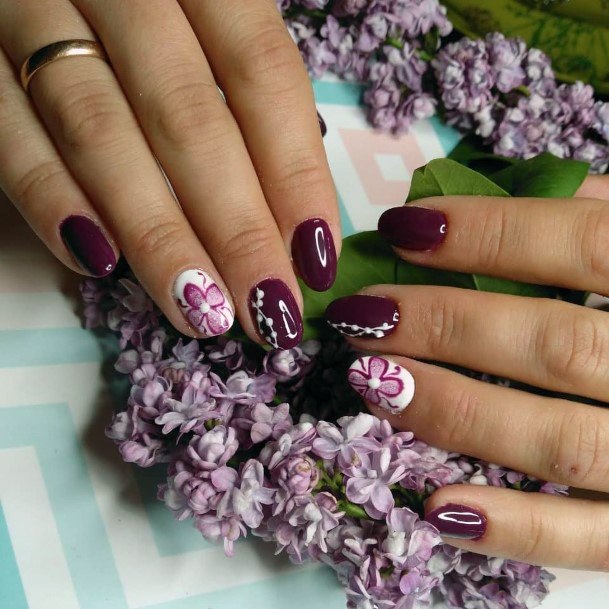 Purple Hued Attractive Amethyst Nails