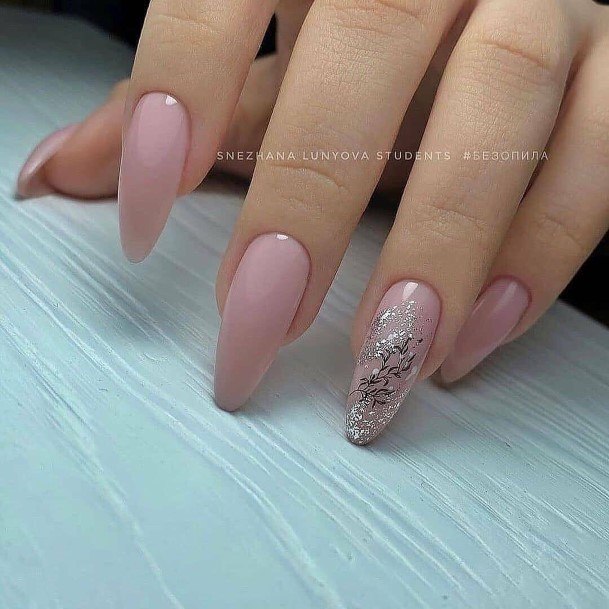 Ravishing Silver Nail On Female