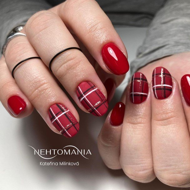 Red And Black Girls Nail Ideas