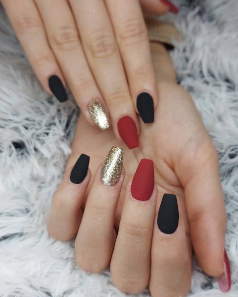 Red And Black Matte Womens Nails