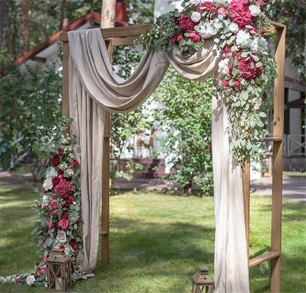 Red And White Wedding Arch Ideas