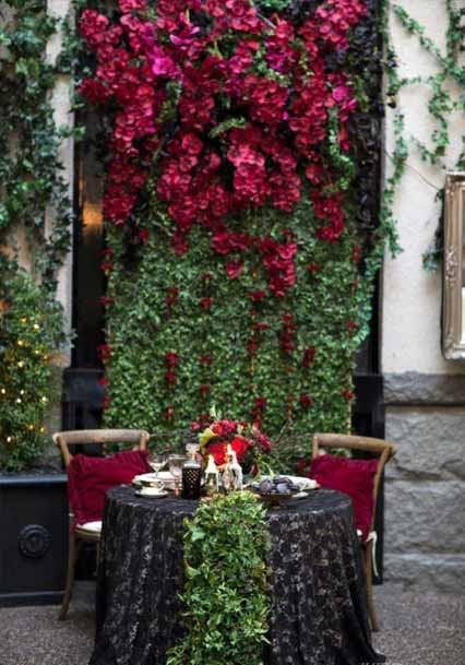 Red Floral Overflow Gothic Wedding Decor