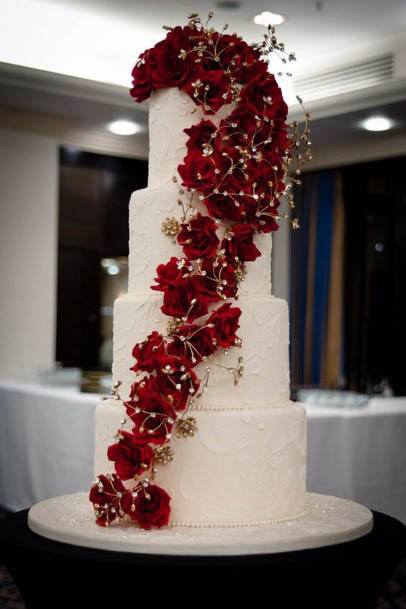 Red Flower Creepers On Wedding Cake