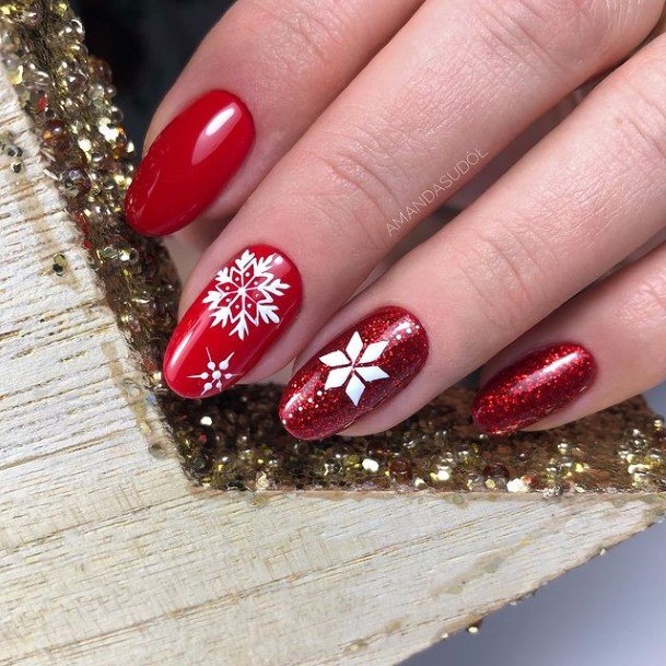 Red Glitter Girls Nail Ideas