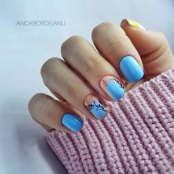 Remarkable Womens Blue Short Nail Ideas