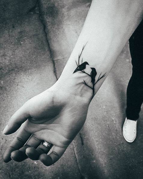 Remarkable Womens Crow Tattoo Ideas