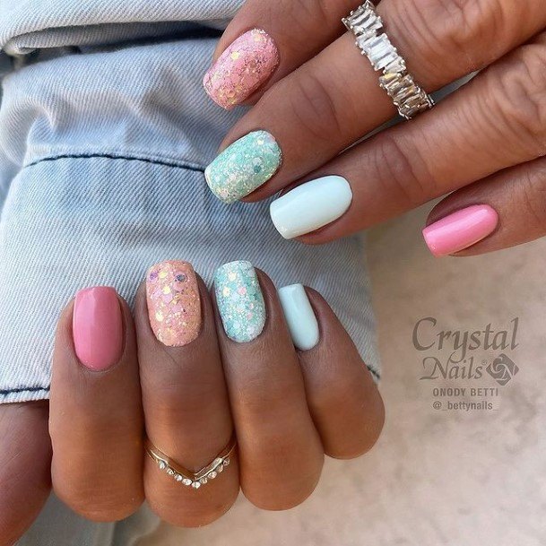 Remarkable Womens Pastel Nail Ideas