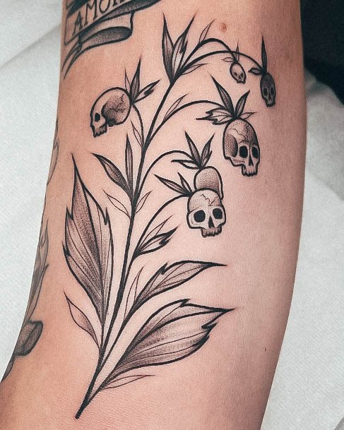 Remarkable Womens Skeleton Tattoo Ideas