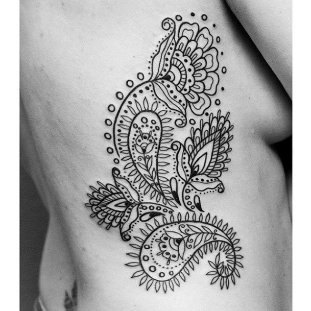 Rib Cage Side Pattern Paisley Tattoo Designs For Women