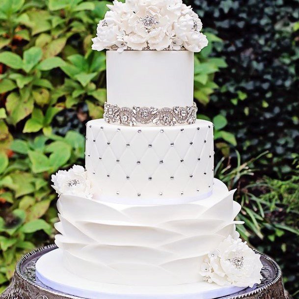 Rich Elegant White Cake Wedding Women