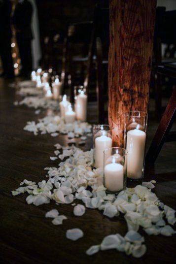 Romantic Flower Pedals Winter White Candle Aisle Decorations For Wedding