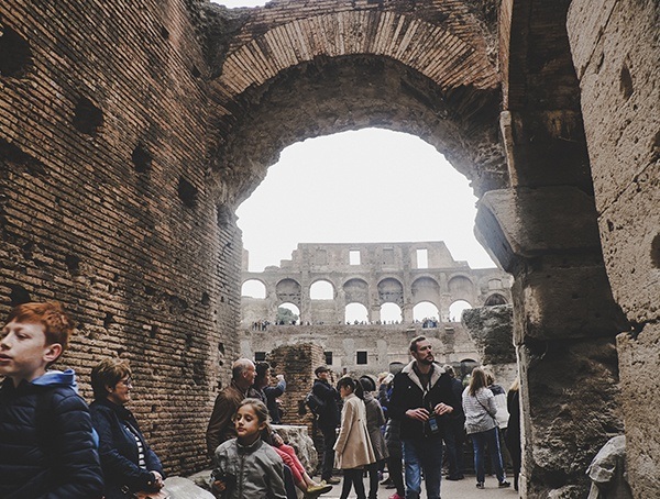 Rome Colosseum Amphitheatre Exploring Around