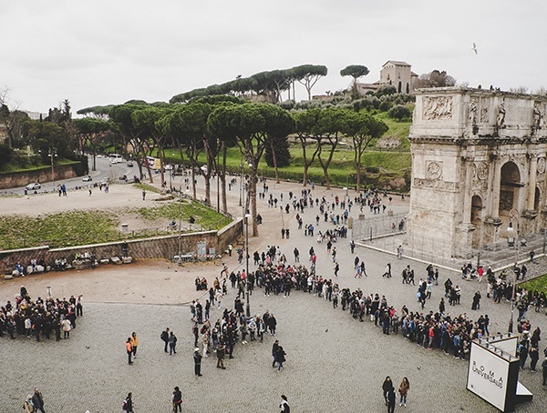 Rome Colosseum Amphitheatre Journey Adventures