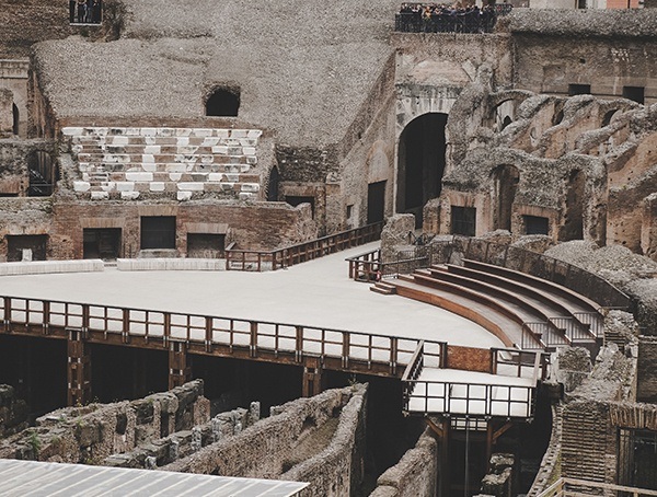 Rome Colosseum Amphitheatre Travelers