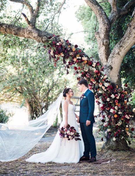 Rose Bunch On Tree Wedding Decor