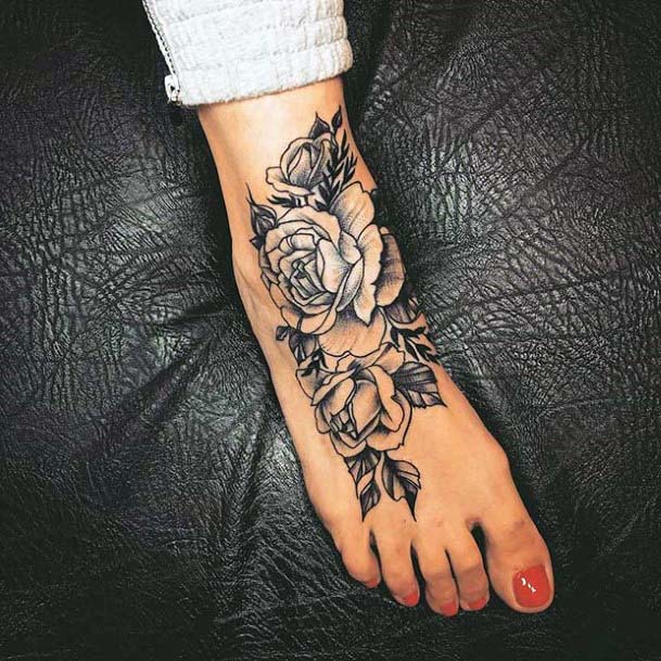 Rose Bunch Tattoo Womens Foot