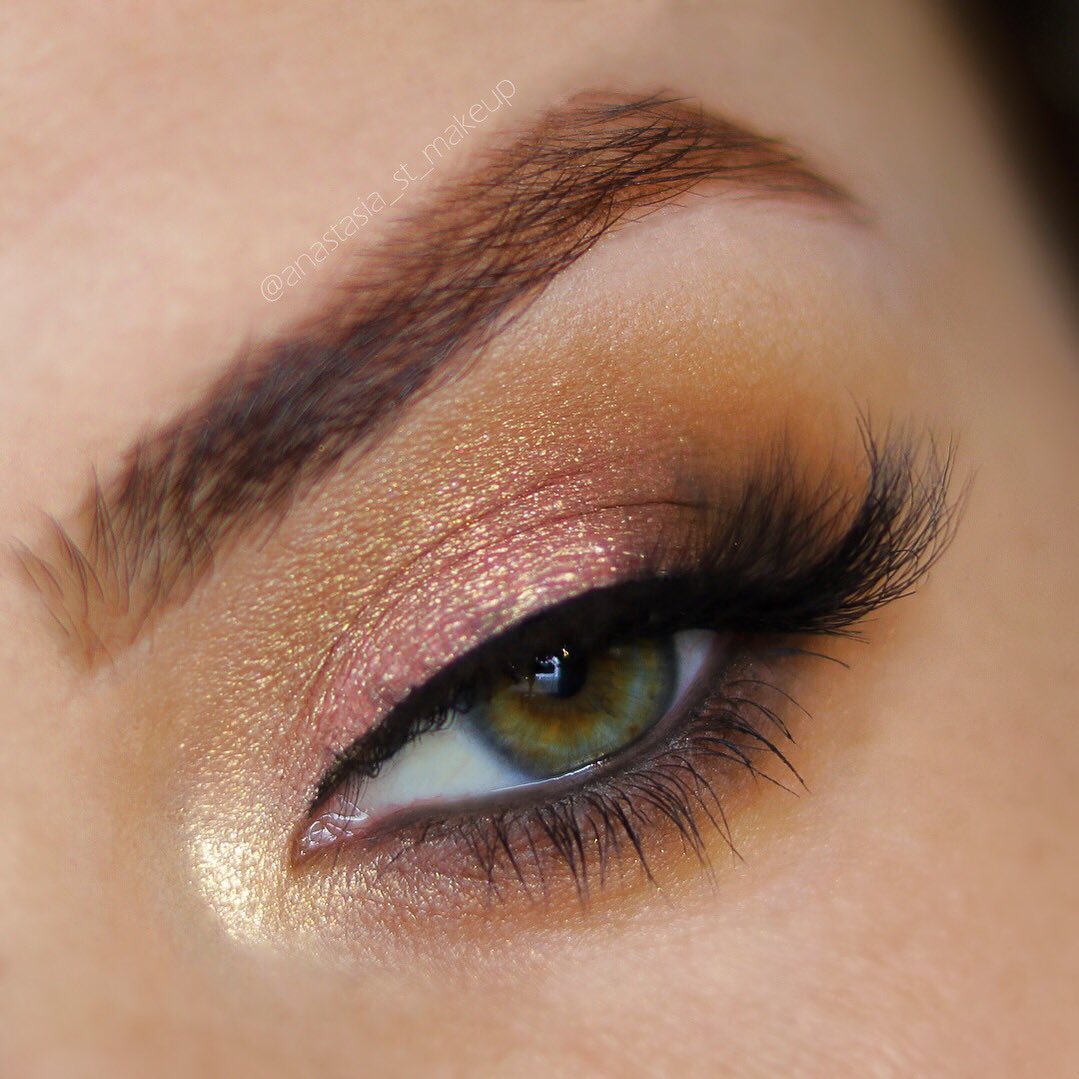 Rose Gold Flux Eye Makeup Looks Women