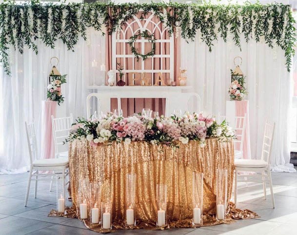 Rose Pink Bunch On Wedding Table