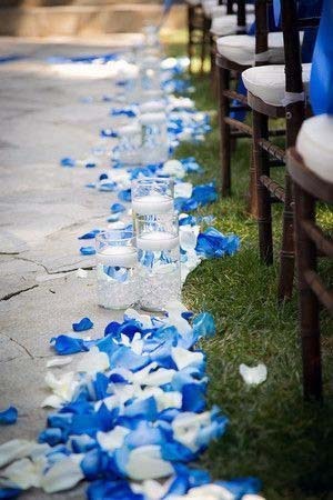 Royal Blue And White Scattered Florals Wedding Decoration