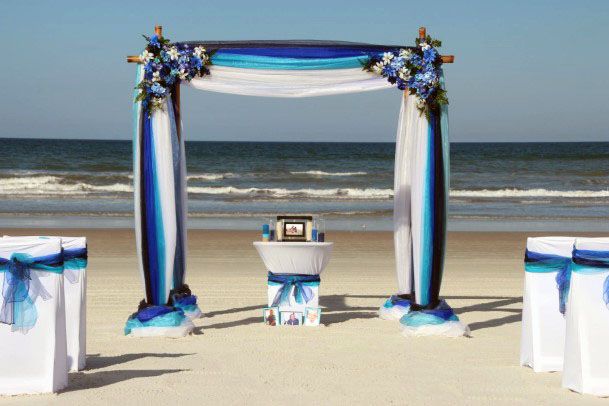 Royal Blue And White Wedding Dais Decoration