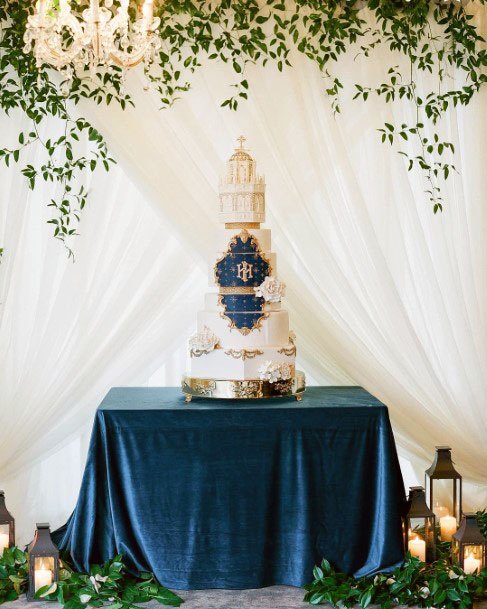 Royal Blue Cake Art With Table Linen Wedding Decorations