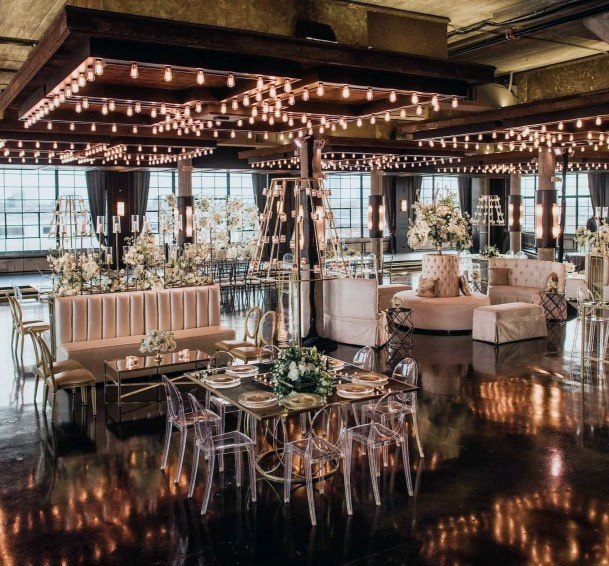 Rustic Gorgeous Wedding Reception Lights Decoration Ideas