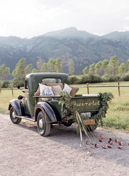 Rustic Wedding Car Decorations