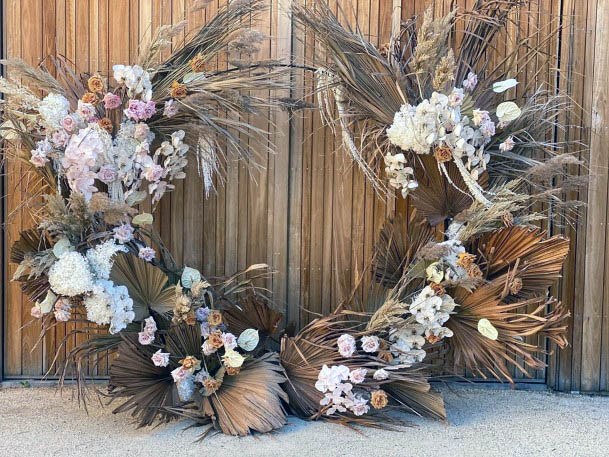 Rustic Wedding Flowers Circular Setup