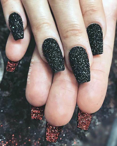 Sandy Sparkles Black Nails Women