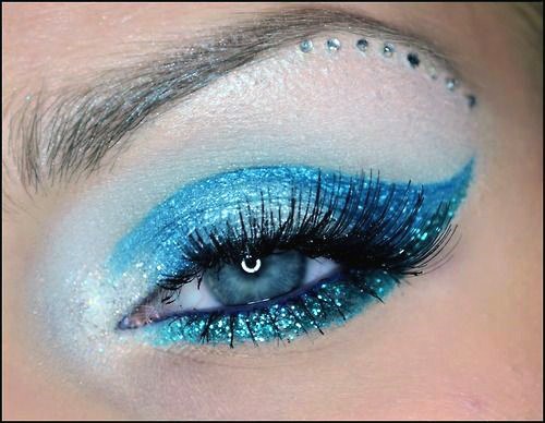 Sapphire And Silver Eyeshadow Women