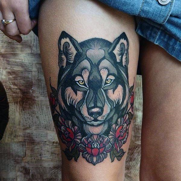 Scary Wolf Tattoo Womens Thighs