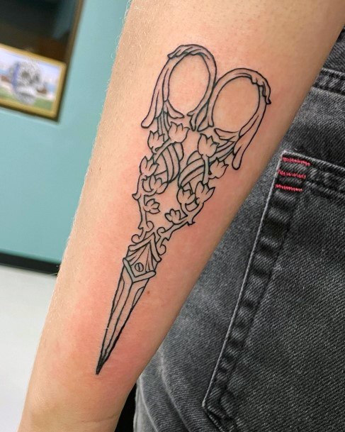 Scissors Tattoo Feminine Designs