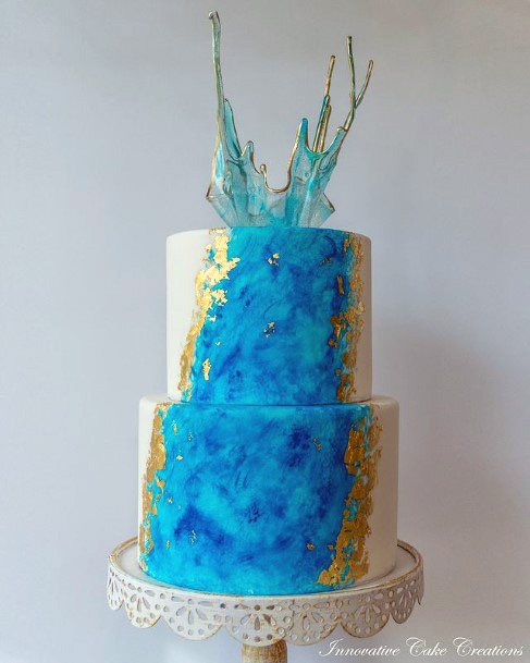 Scrumptious Beach Wedding Cake Women