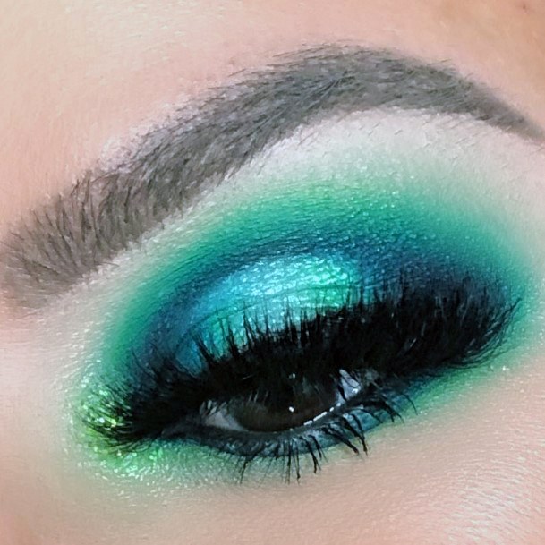 Sea Green And Blue Eyeshadow Women