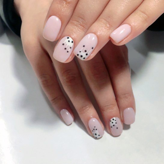 Seeded Art Light Pink Shellac Nails For Women