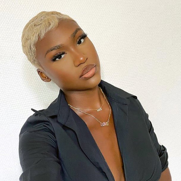 Sexy Blonde Pixie Short Natural Hairstyles For Black Women