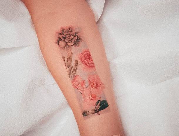 Sexy Fine Line Tattoo Designs For Women