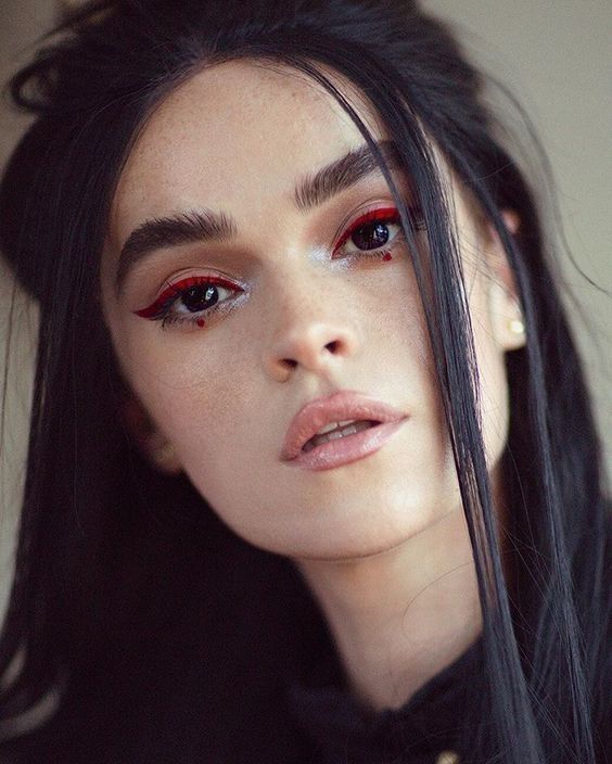 Sexy Red Eye Makeup Look For Women